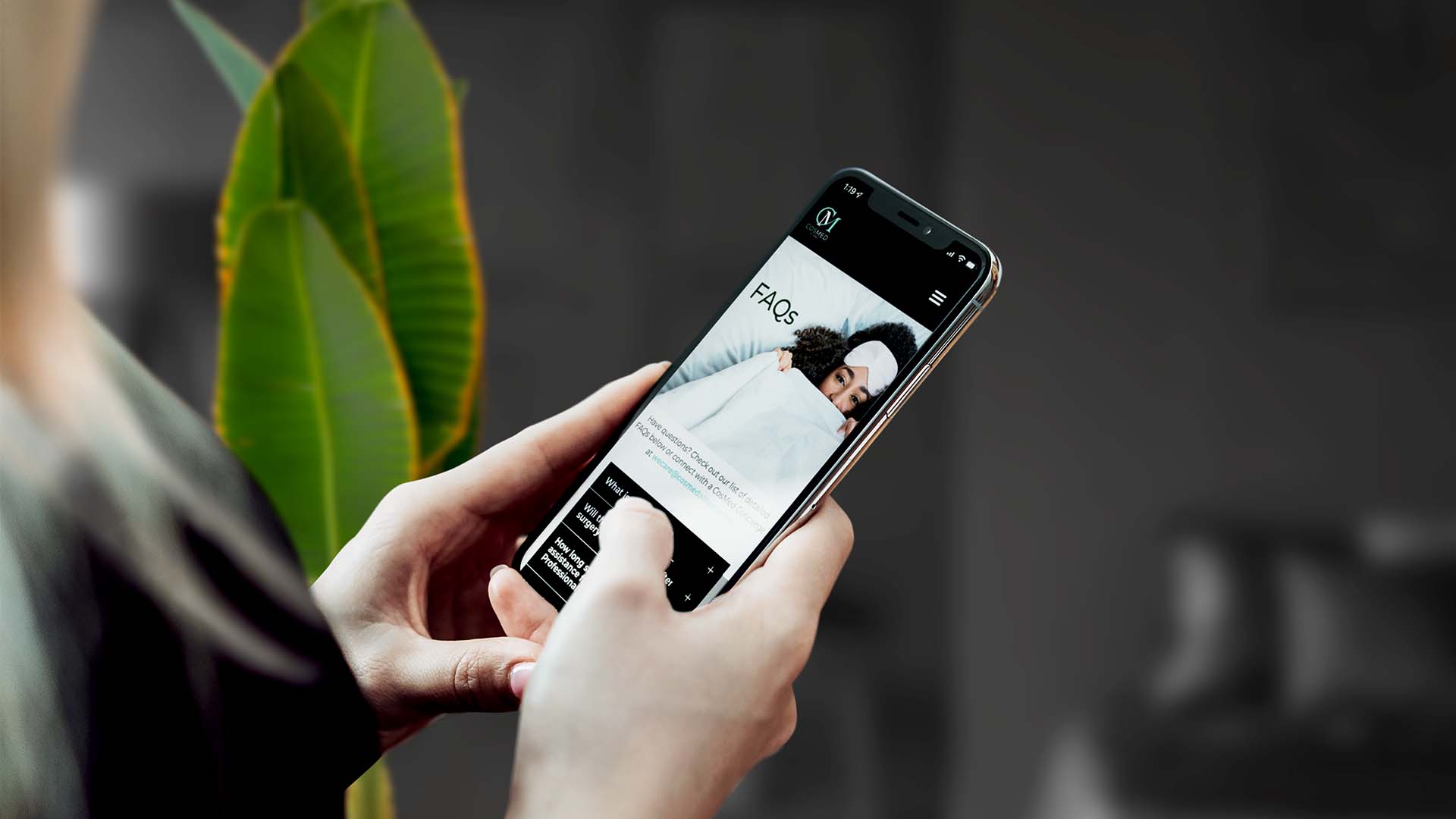 Cosmed website displayed on mobile phone
