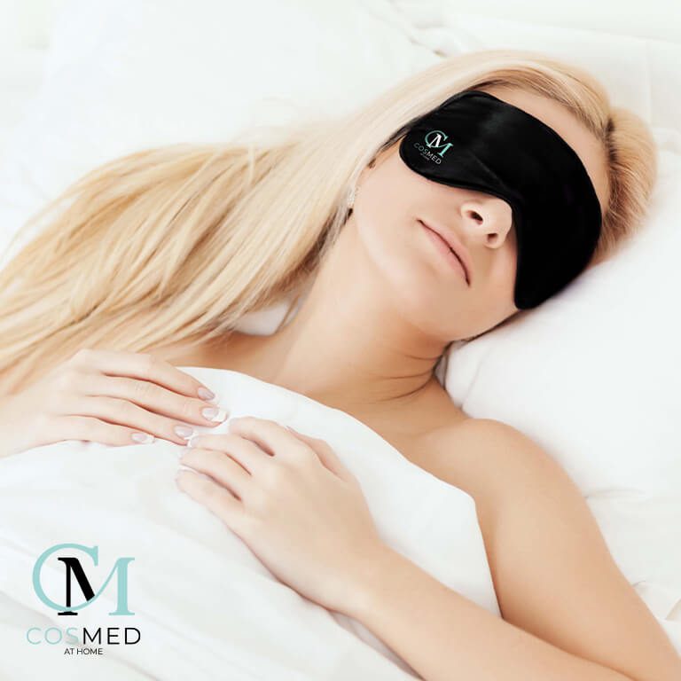 woman wearing custom Cosmed eyemask